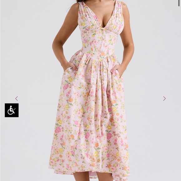 Emmelina dress
Pink Meadow Print Cotton Corset Sundress - Picture 2 of 6